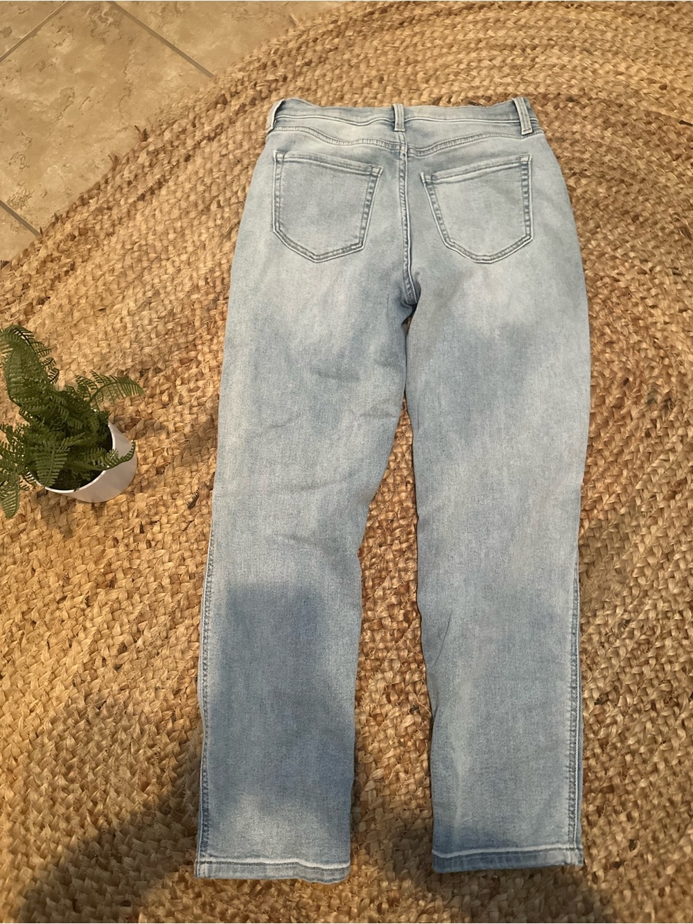 HIGH RISE BOYFRIEND JEANS - Picture 3 of 6